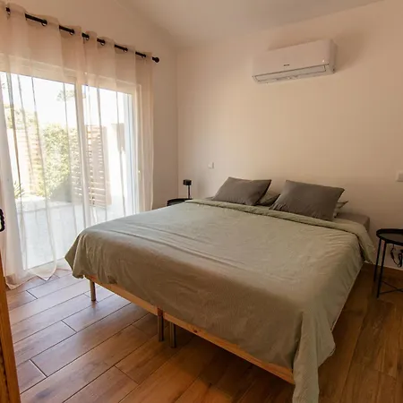 Daire Farm Olive, Casa Alfarrobeira *