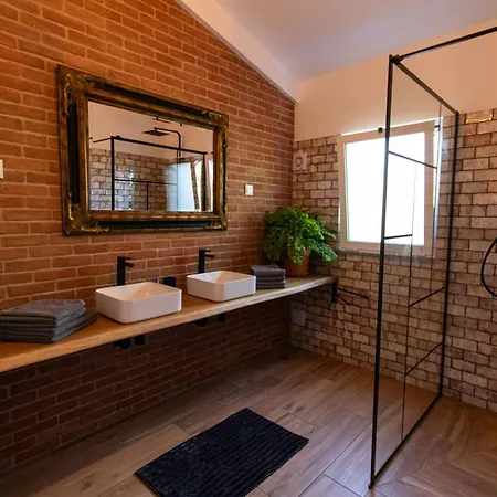 Farm Olive, Casa Alfarrobeira *